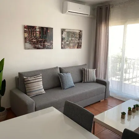 Apartment Vilamarlux V *